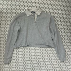 BRANDY MELVILLE cropped long sleeve collared shirt